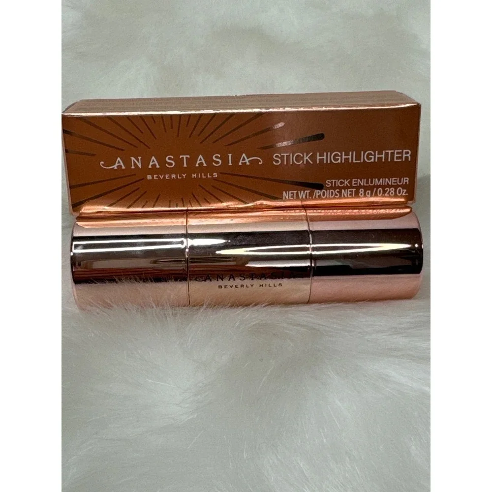 Anastasia Beverly Hills Stick Highlighter Dripping in Gold‎ BNIB